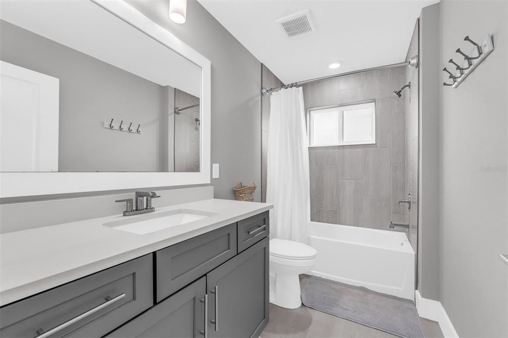 Active With Contract: $765,000 (4 beds, 2 baths, 2526 Square Feet)