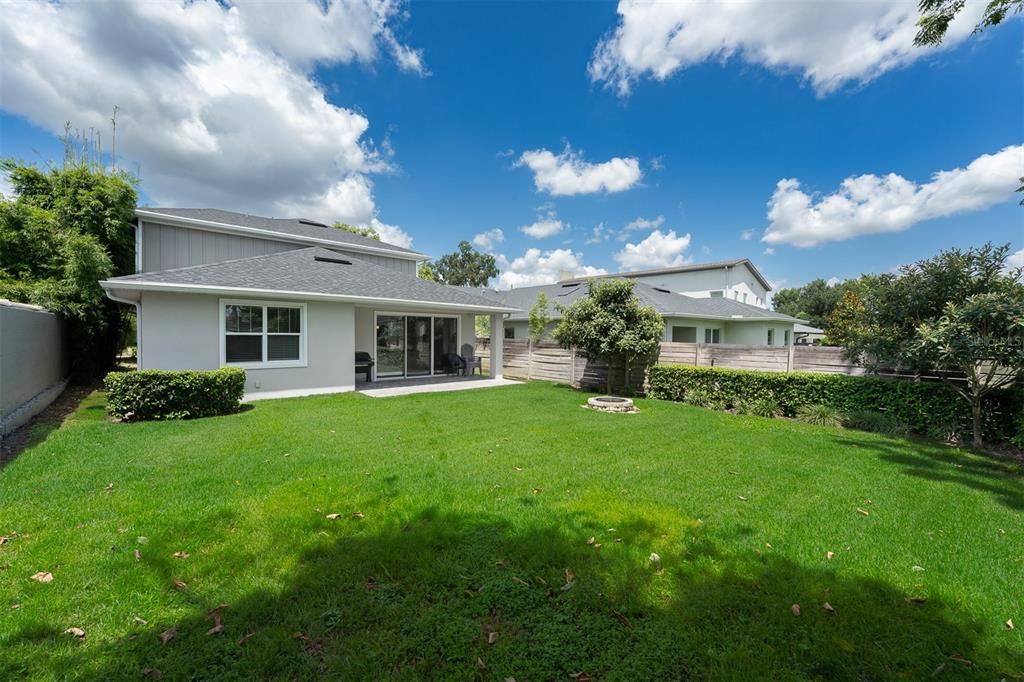 Active With Contract: $765,000 (4 beds, 2 baths, 2526 Square Feet)
