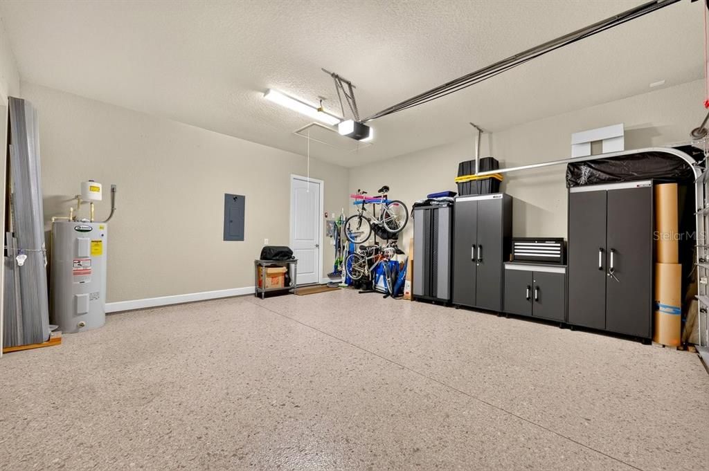 En Venta: $439,900 (2 camas, 2 baños, 1950 Pies cuadrados)