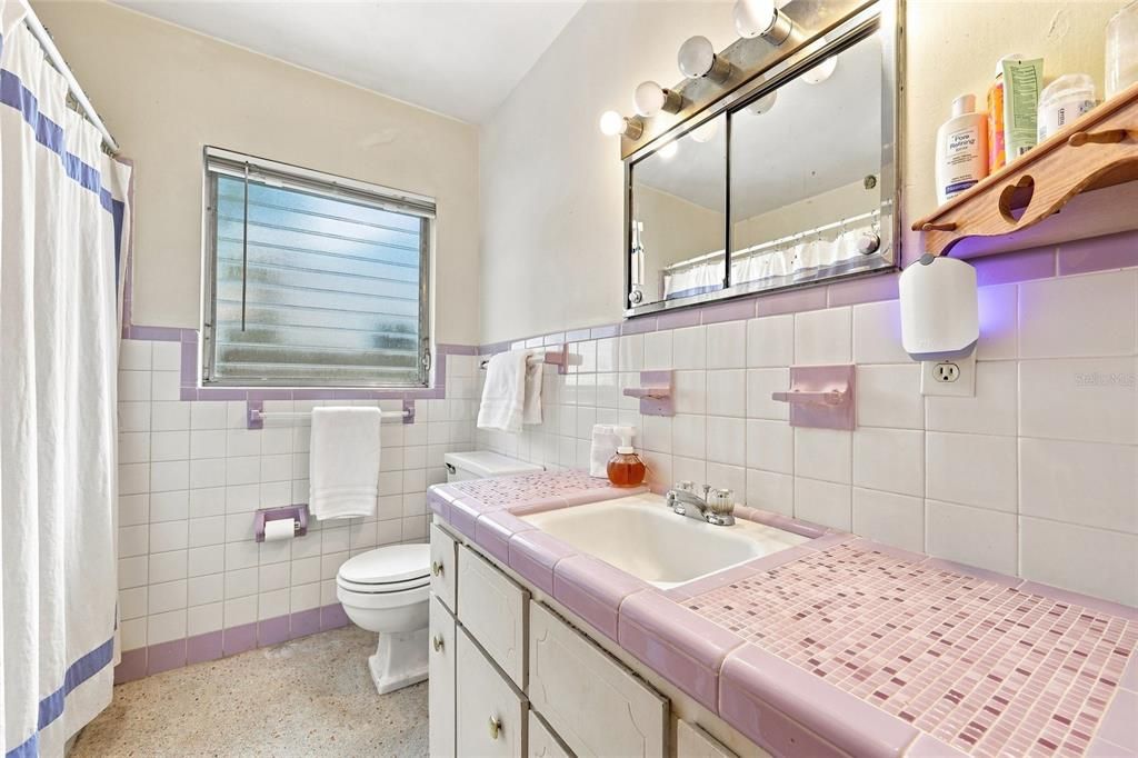 En Venta: $550,000 (4 camas, 0 baños, 1548 Pies cuadrados)