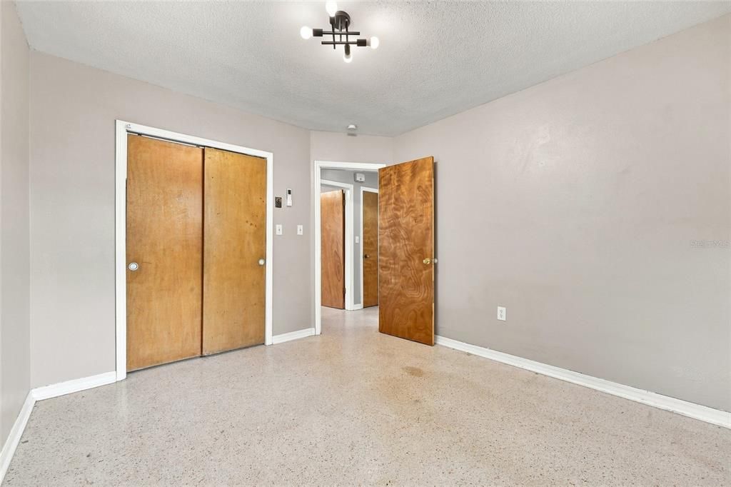 En Venta: $550,000 (4 camas, 0 baños, 1548 Pies cuadrados)