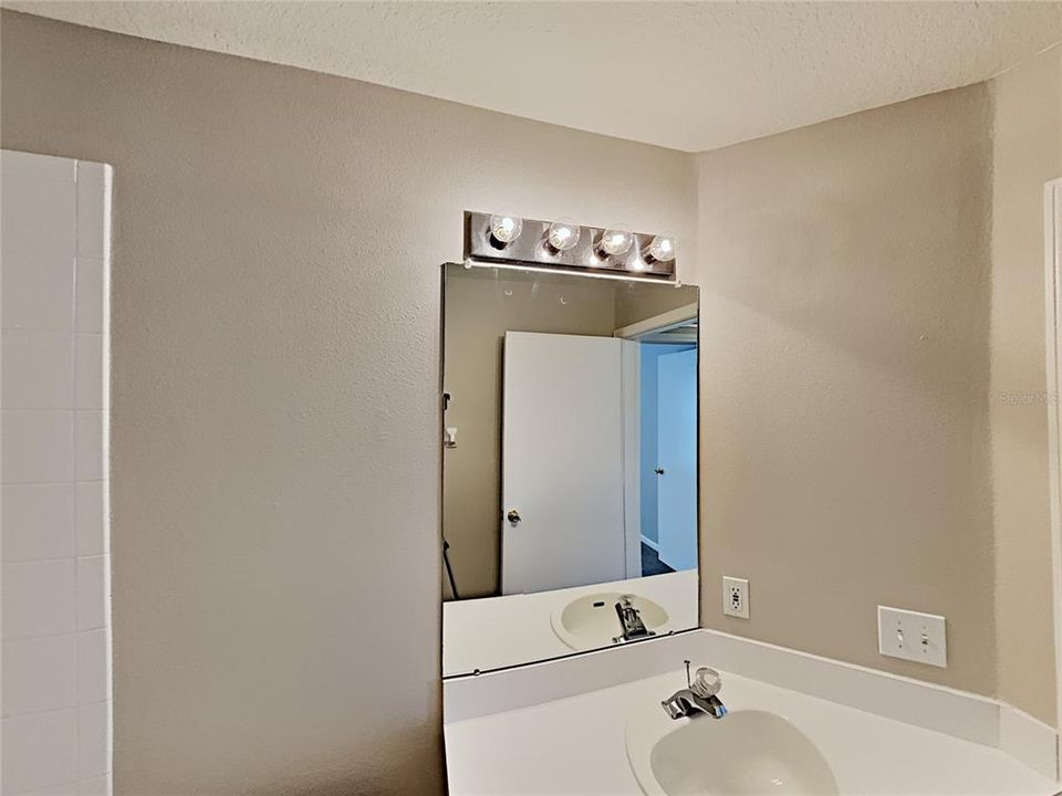 For Rent: $1,969 (3 beds, 3 baths, 1525 Square Feet)
