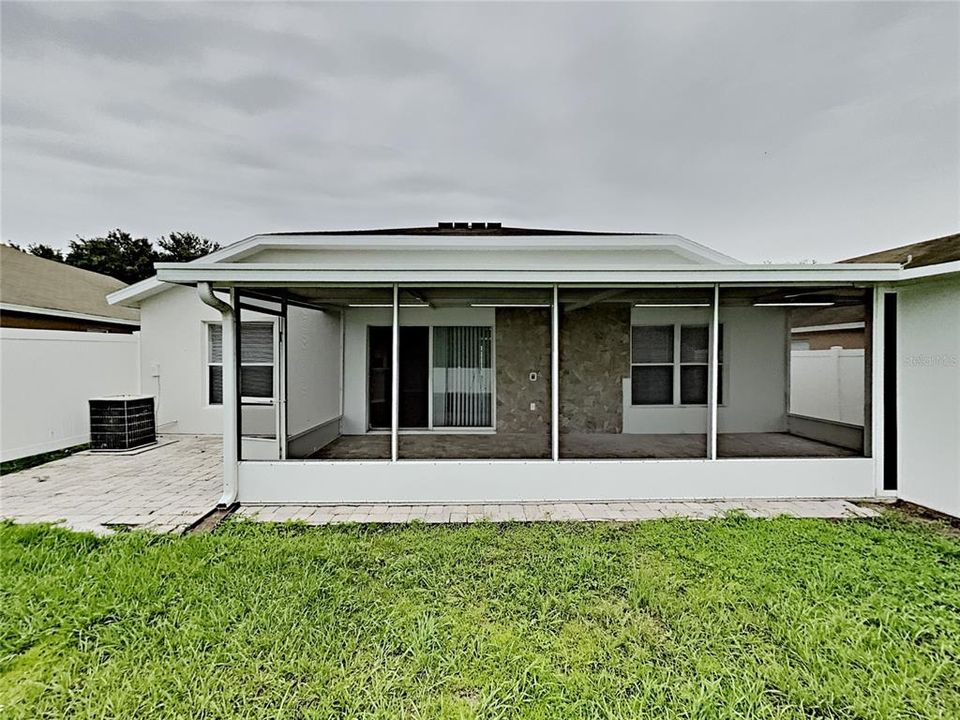 For Rent: $1,969 (3 beds, 3 baths, 1525 Square Feet)