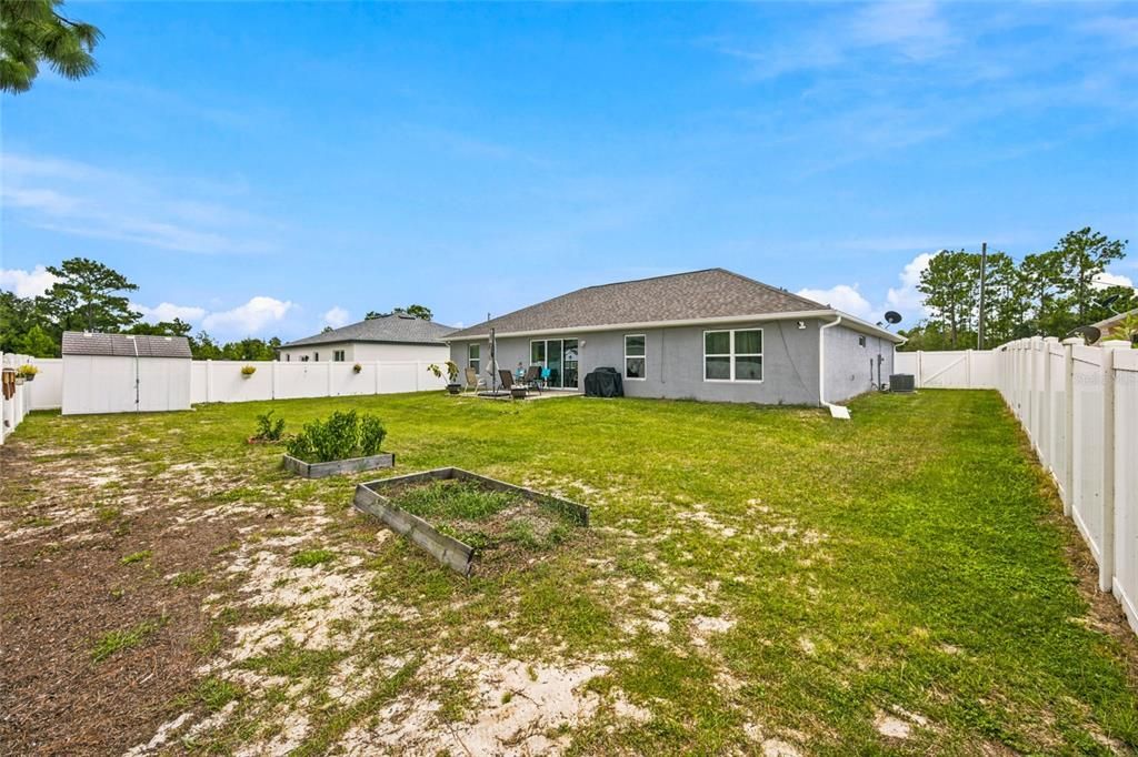For Sale: $295,000 (3 beds, 2 baths, 1702 Square Feet)