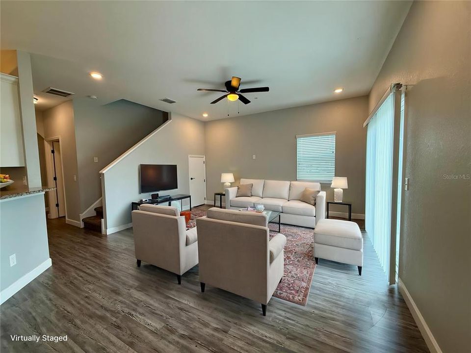 For Rent: $2,400 (3 beds, 2 baths, 1625 Square Feet)
