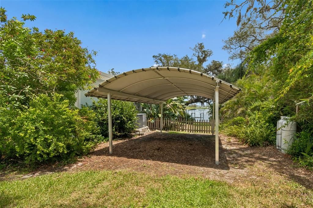 En Venta: $1,250,000 (4 camas, 2 baños, 2338 Pies cuadrados)