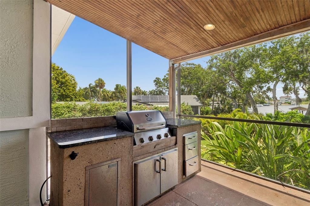 En Venta: $1,250,000 (4 camas, 2 baños, 2338 Pies cuadrados)