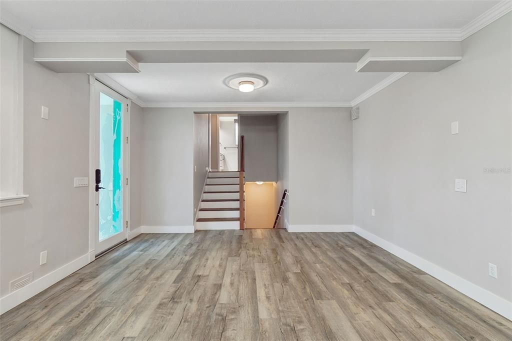 En Venta: $1,250,000 (4 camas, 2 baños, 2338 Pies cuadrados)
