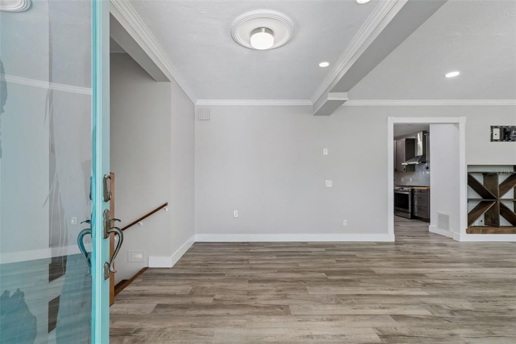 En Venta: $1,250,000 (4 camas, 2 baños, 2338 Pies cuadrados)