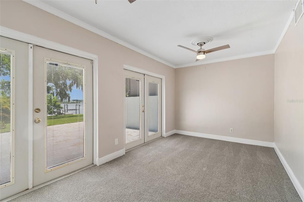 En Venta: $1,250,000 (4 camas, 2 baños, 2338 Pies cuadrados)