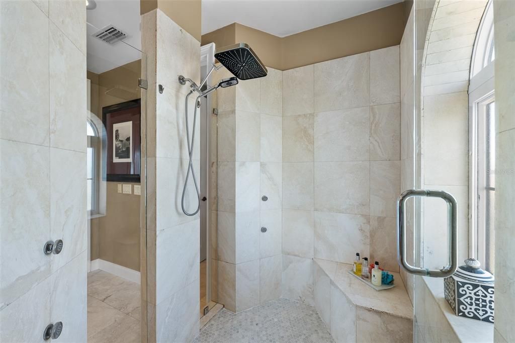 For Sale: $2,775,000 (4 beds, 4 baths, 4816 Square Feet)