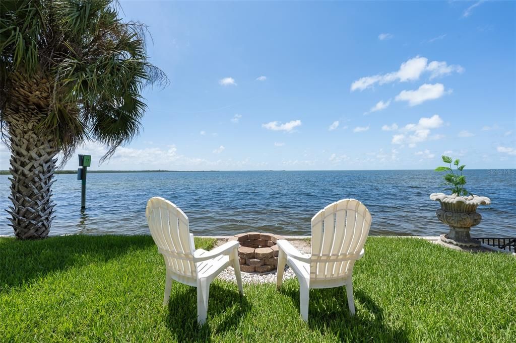 For Sale: $2,775,000 (4 beds, 4 baths, 4816 Square Feet)