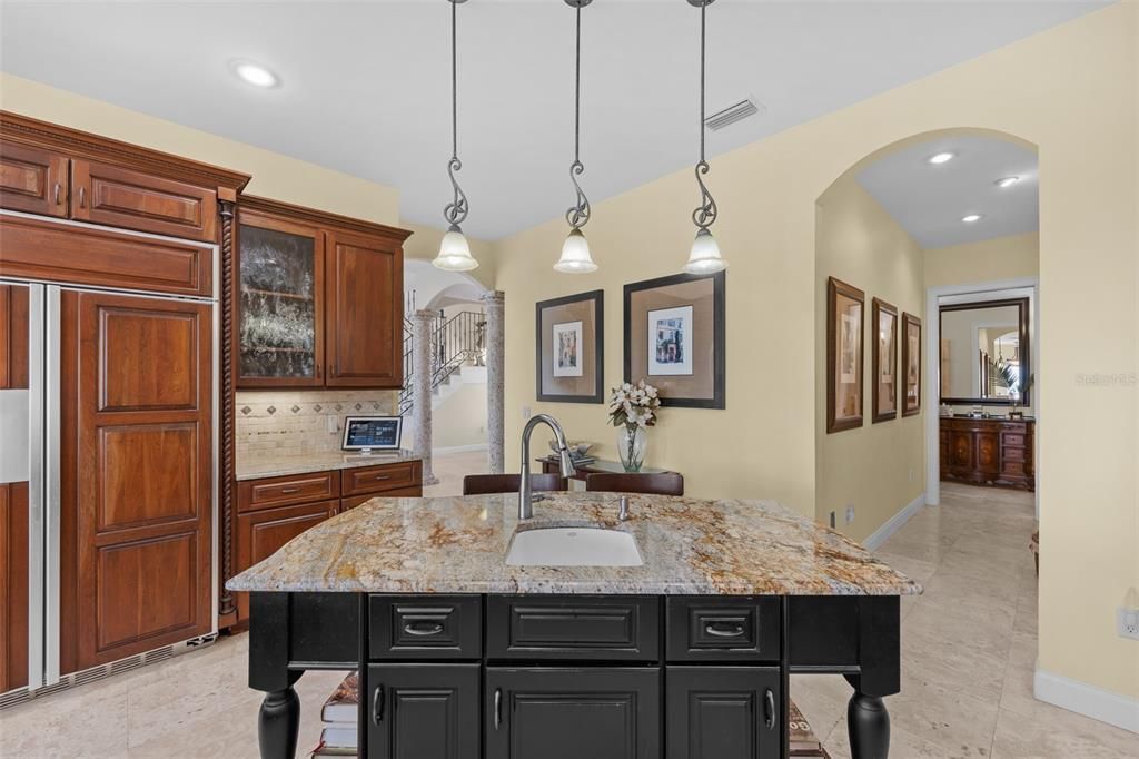 For Sale: $2,775,000 (4 beds, 4 baths, 4816 Square Feet)