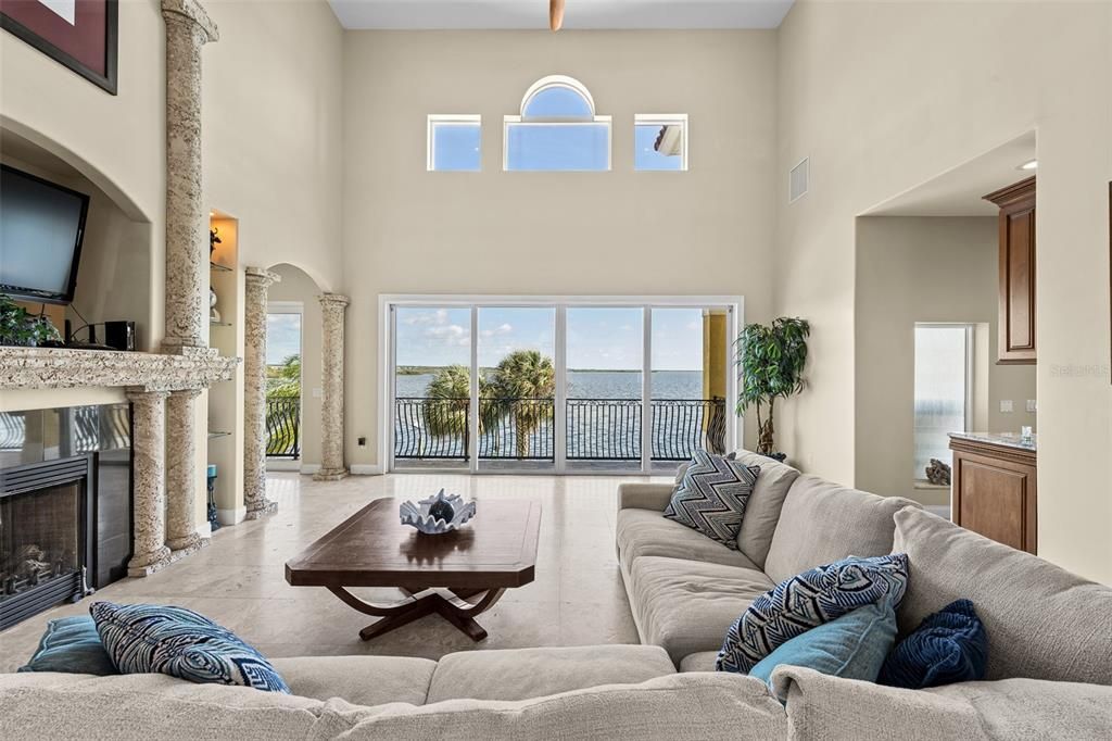 For Sale: $2,775,000 (4 beds, 4 baths, 4816 Square Feet)