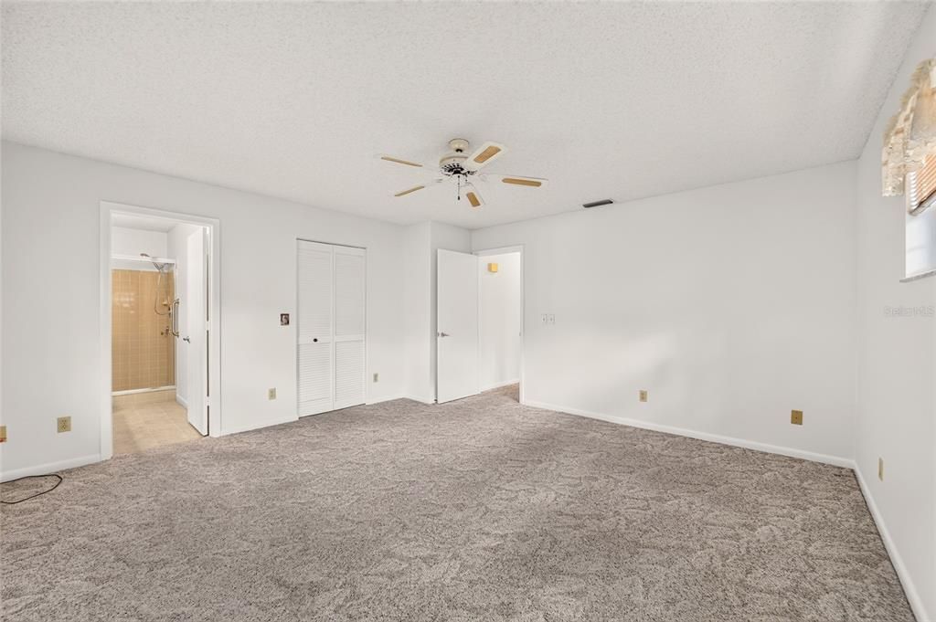 For Sale: $149,999 (2 beds, 2 baths, 1503 Square Feet)