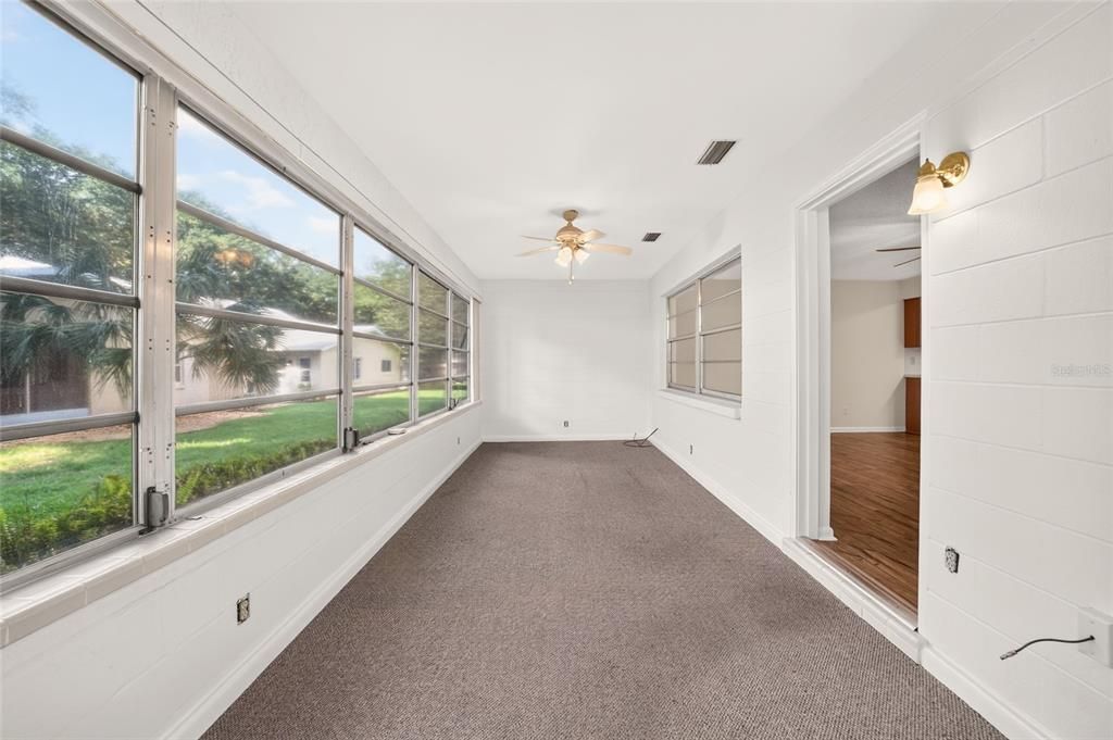 For Sale: $149,999 (2 beds, 2 baths, 1503 Square Feet)