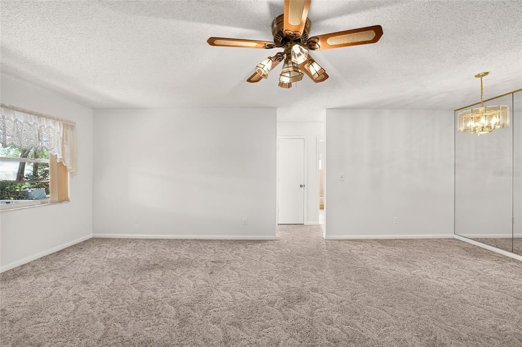 For Sale: $149,999 (2 beds, 2 baths, 1503 Square Feet)