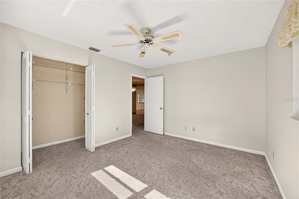 For Sale: $149,999 (2 beds, 2 baths, 1503 Square Feet)