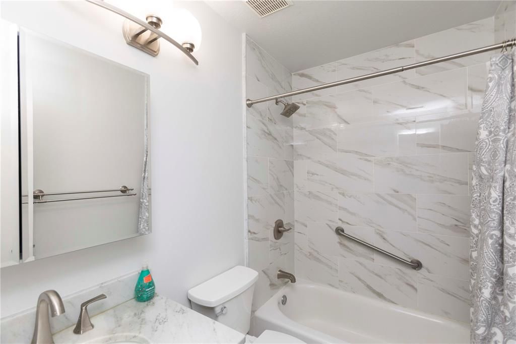 En Venta: $275,000 (3 camas, 2 baños, 1545 Pies cuadrados)