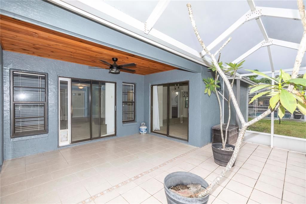 En Venta: $275,000 (3 camas, 2 baños, 1545 Pies cuadrados)