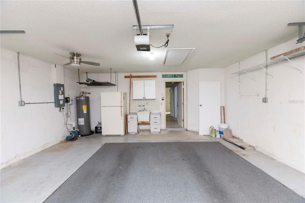En Venta: $275,000 (3 camas, 2 baños, 1545 Pies cuadrados)