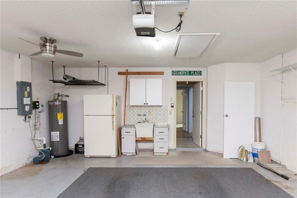 En Venta: $275,000 (3 camas, 2 baños, 1545 Pies cuadrados)