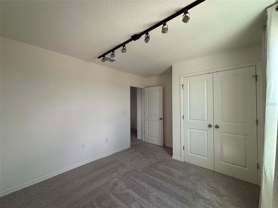 For Rent: $2,300 (4 beds, 2 baths, 2123 Square Feet)