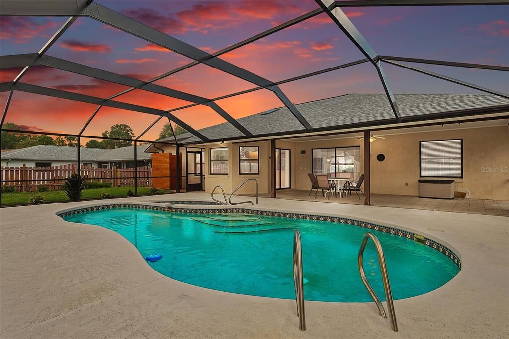 For Sale: $359,900 (3 beds, 2 baths, 1812 Square Feet)