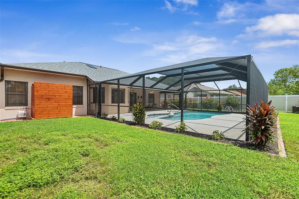 For Sale: $359,900 (3 beds, 2 baths, 1812 Square Feet)