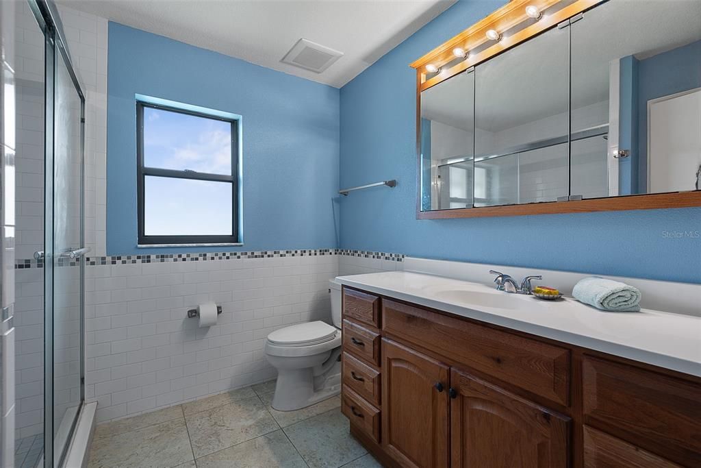 For Sale: $359,900 (3 beds, 2 baths, 1812 Square Feet)
