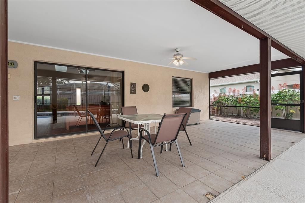 For Sale: $359,900 (3 beds, 2 baths, 1812 Square Feet)
