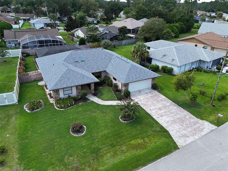 For Sale: $359,900 (3 beds, 2 baths, 1812 Square Feet)