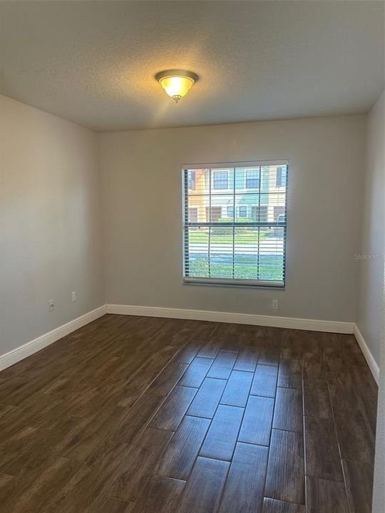 For Rent: $1,965 (3 beds, 2 baths, 1665 Square Feet)