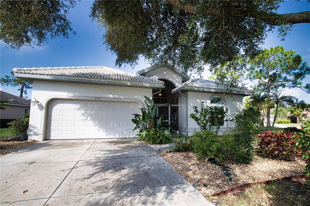 For Rent: $2,650 (3 beds, 2 baths, 1635 Square Feet)