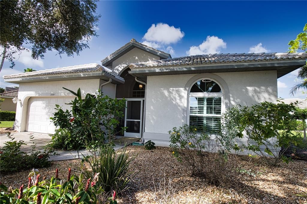 For Rent: $2,650 (3 beds, 2 baths, 1635 Square Feet)