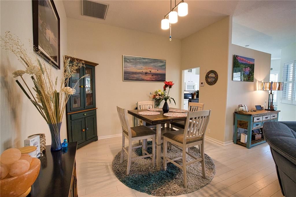 For Rent: $2,650 (3 beds, 2 baths, 1635 Square Feet)