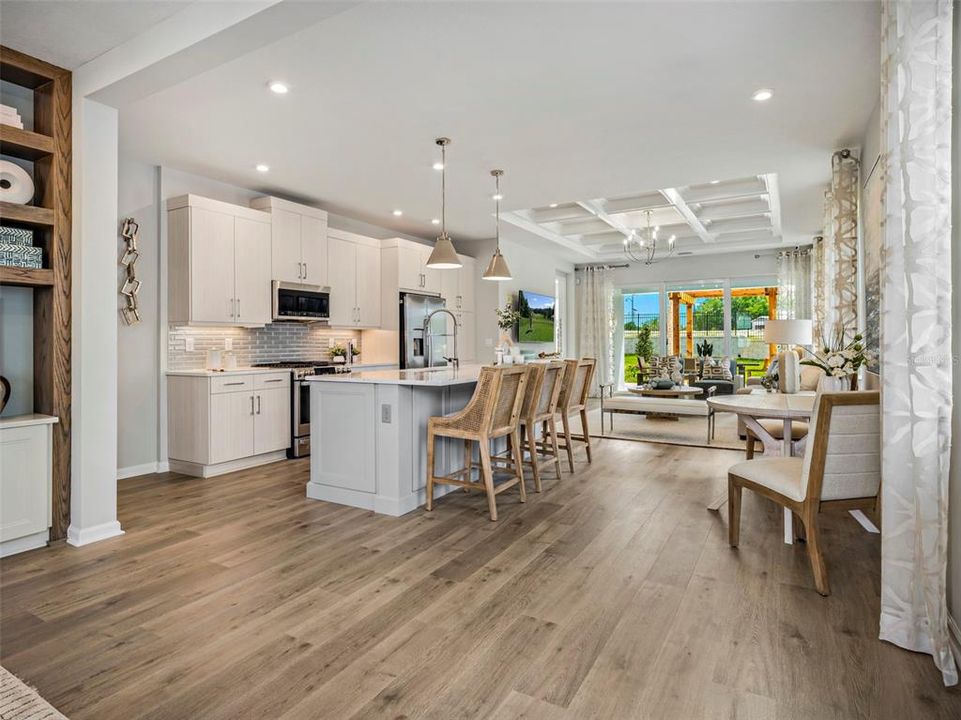 For Sale: $371,990 (2 beds, 2 baths, 1434 Square Feet)