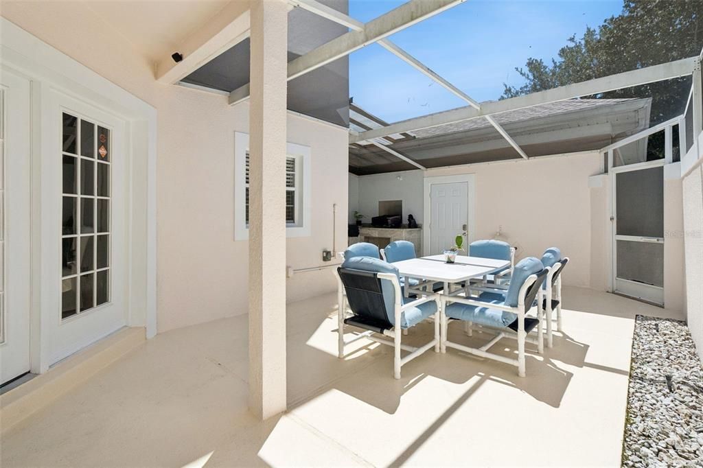 For Sale: $415,000 (3 beds, 2 baths, 1779 Square Feet)