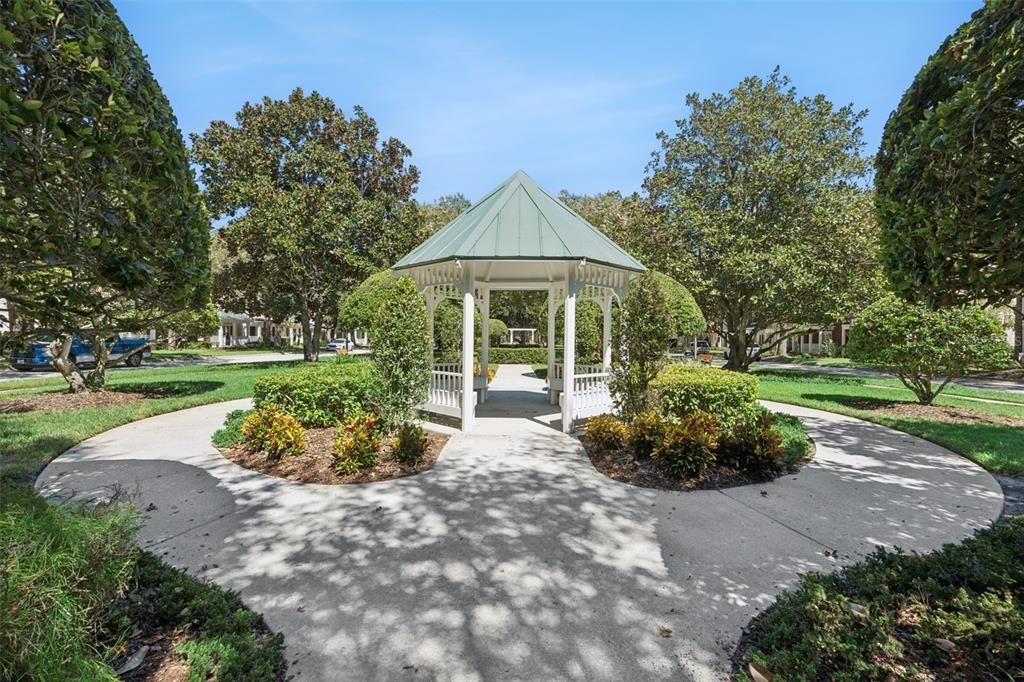 For Sale: $415,000 (3 beds, 2 baths, 1779 Square Feet)