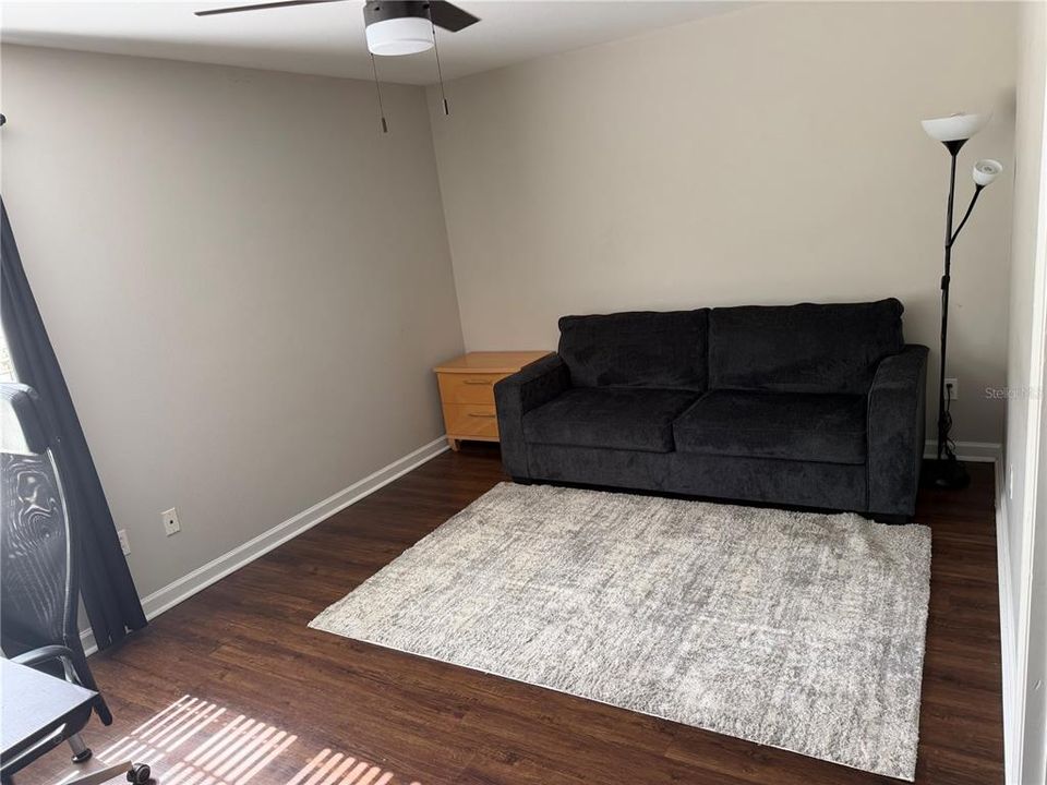 For Rent: $780 (3 beds, 3 baths, 1344 Square Feet)