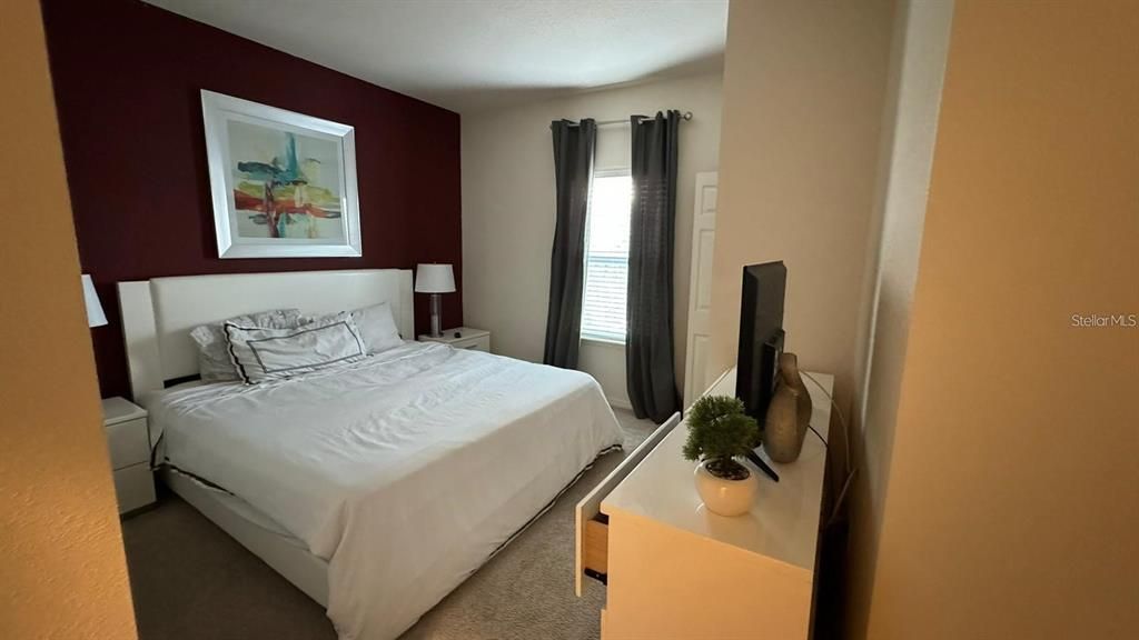 В аренду: $1,900 (3 спален, 2 ванн, 1300 Квадратных фут)