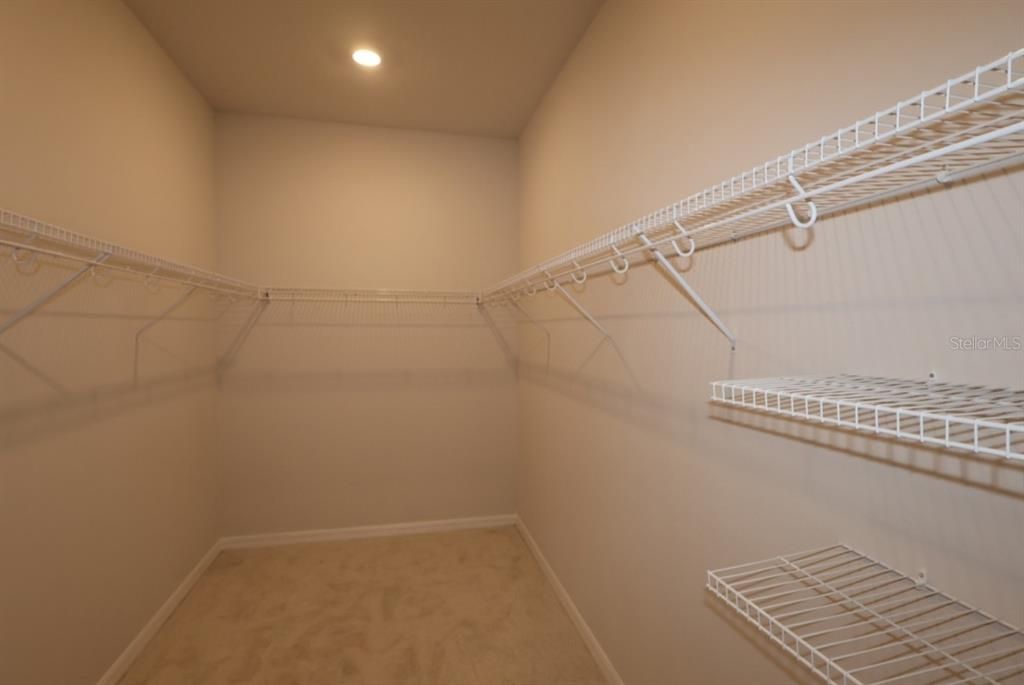 For Sale: $474,990 (2 beds, 2 baths, 1748 Square Feet)