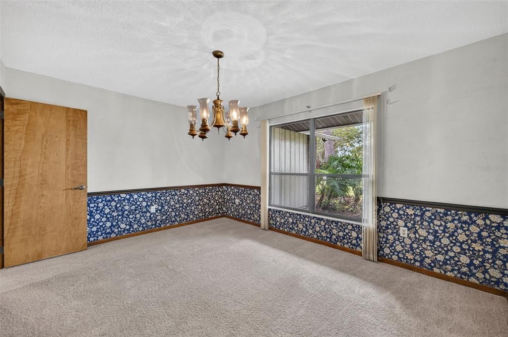 For Sale: $699,000 (4 beds, 2 baths, 2545 Square Feet)