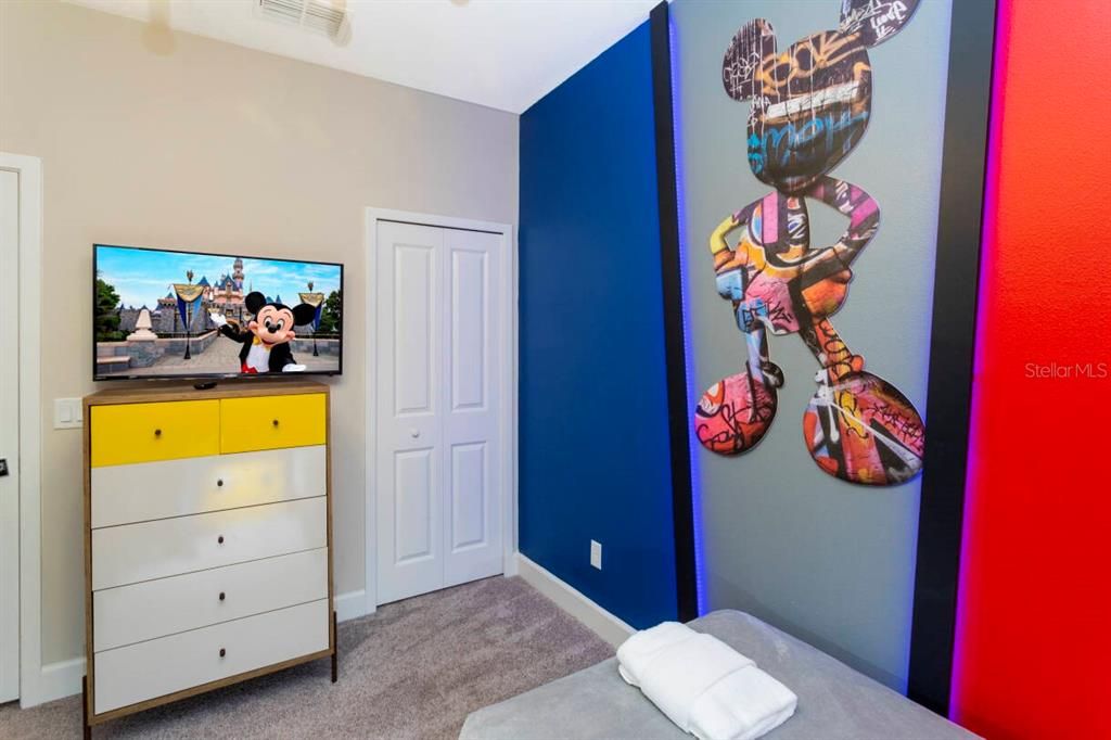 For Sale: $389,000 (4 beds, 3 baths, 1871 Square Feet)