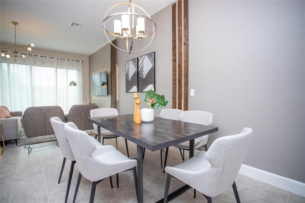 For Sale: $389,000 (4 beds, 3 baths, 1871 Square Feet)