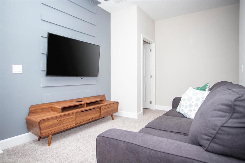 For Sale: $389,000 (4 beds, 3 baths, 1871 Square Feet)