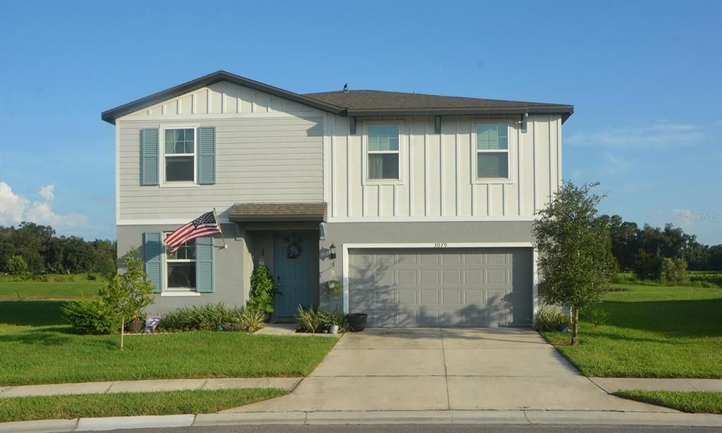 For Sale: $389,700 (4 beds, 2 baths, 2338 Square Feet)