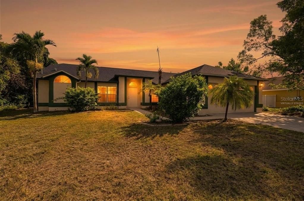 For Sale: $289,900 (3 beds, 2 baths, 1551 Square Feet)