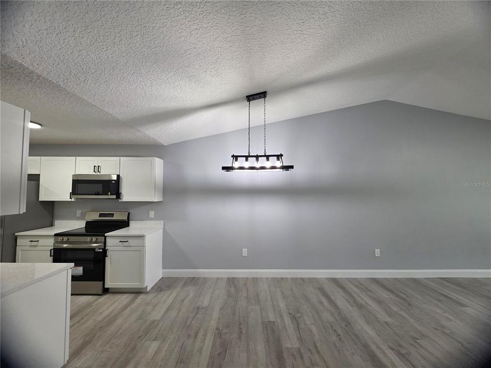 En Venta: $239,000 (3 camas, 2 baños, 1128 Pies cuadrados)