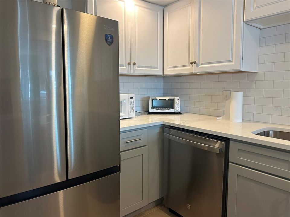 В аренду: $1,800 (1 спален, 1 ванн, 720 Квадратных фут)